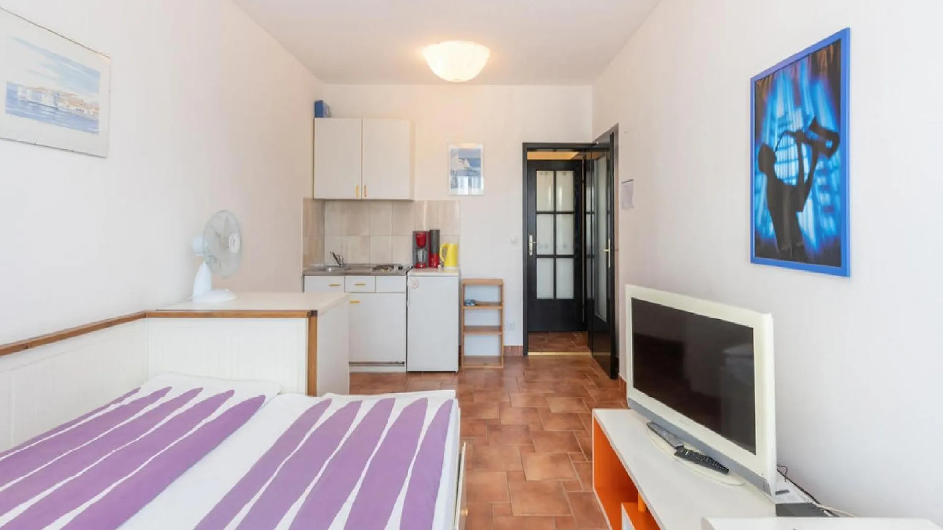 Apartments Ilija Njavro Jadranovo