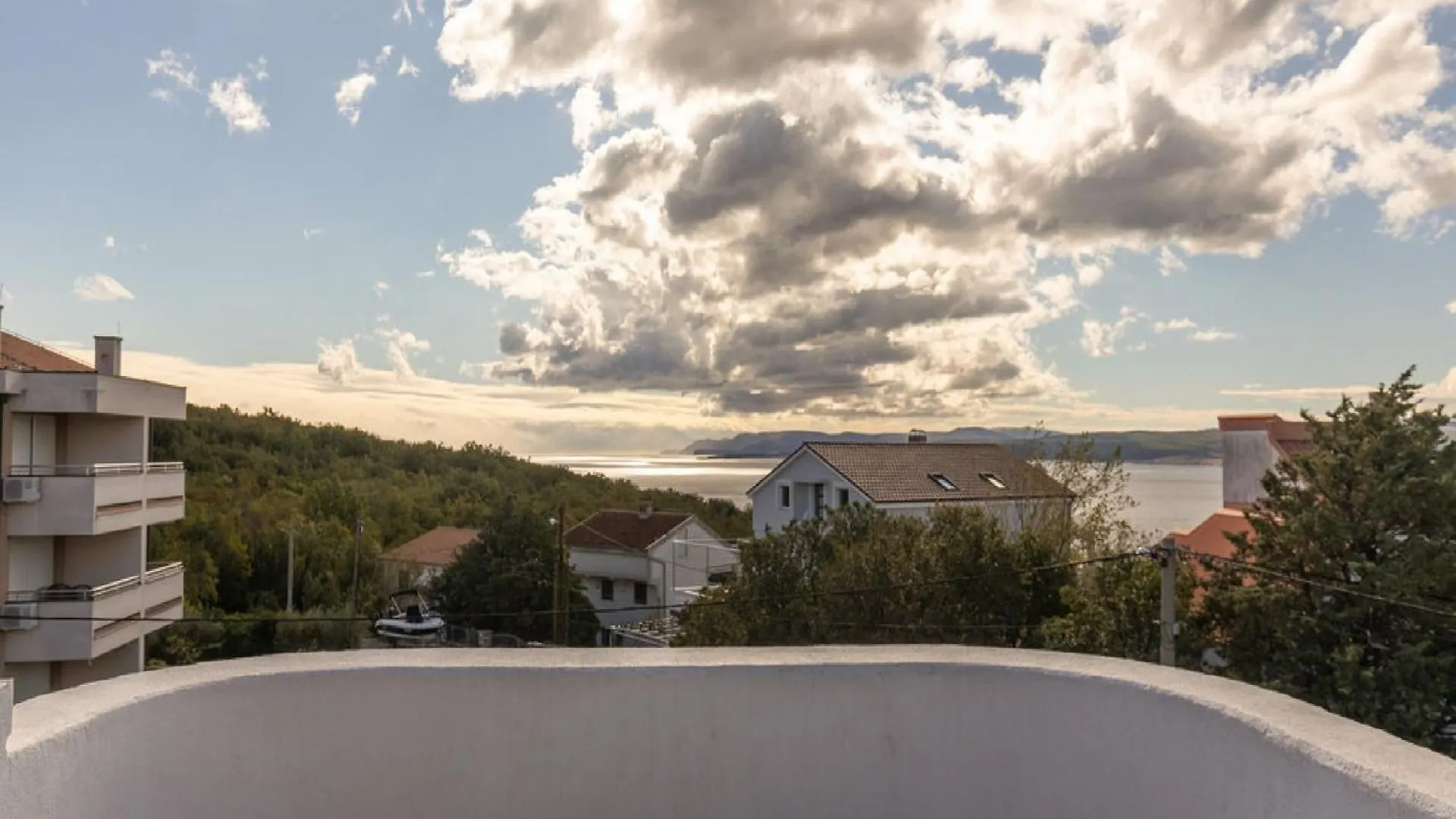 Apartments Ilija Njavro Jadranovo